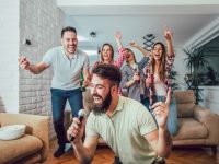 How To Set Up A Karaoke Party At Home?