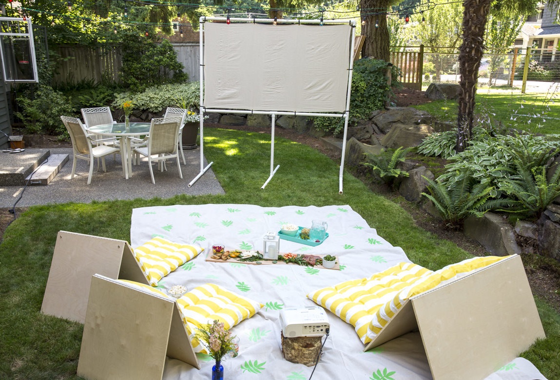 DIY movie screen